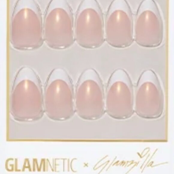 NWT - in unopened box - set of 2 GLAMNETIC x GLAMZILLA - Picture 6 of 8